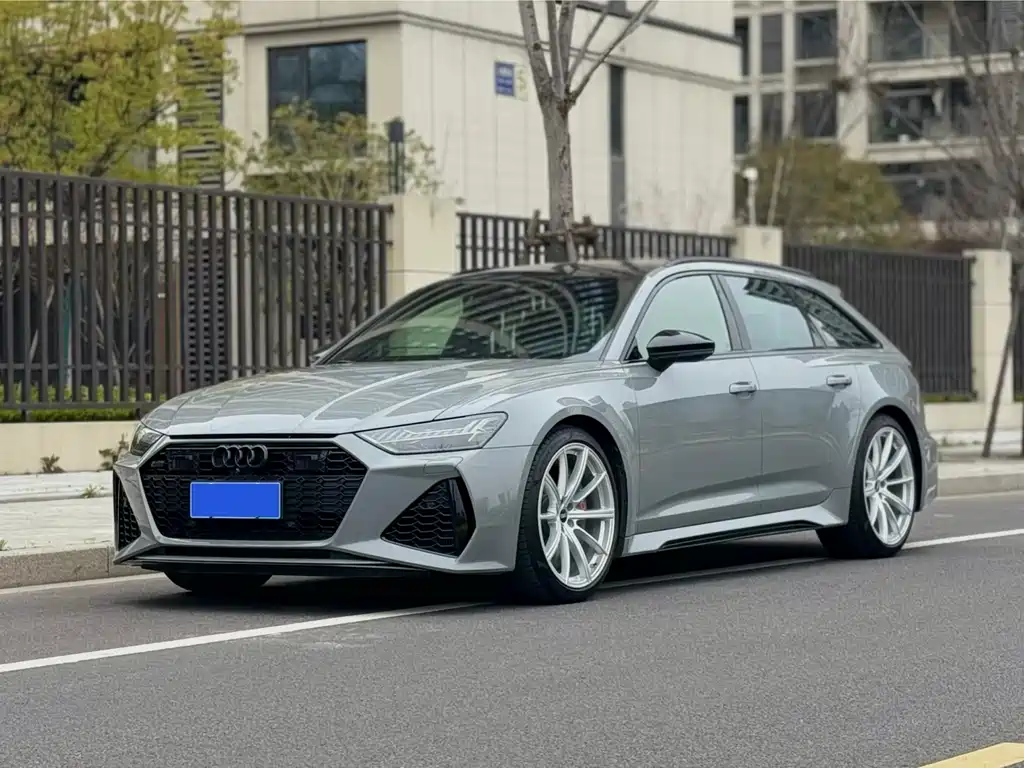 Audi RS 6 2021