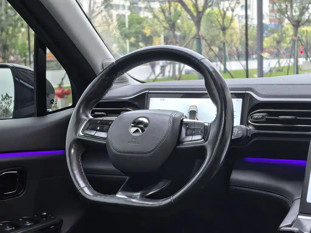 NIO ES6 — миниатюра 17