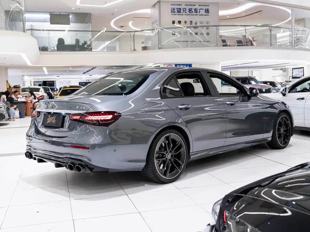 Mercedes-Benz E-Class AMG — миниатюра 6