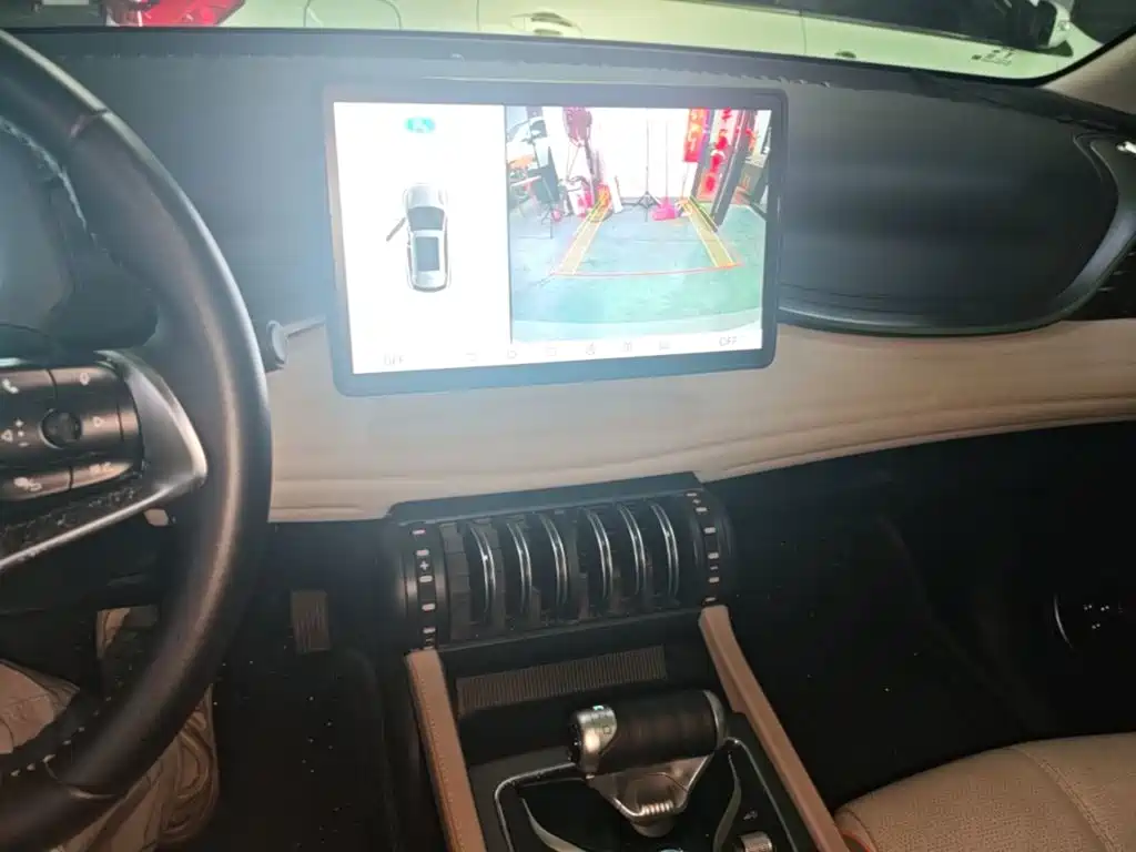 BYD Yuan Plus — миниатюра 13