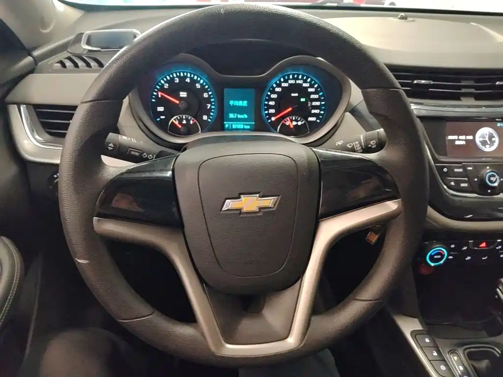 Chevrolet Malibu — миниатюра 11
