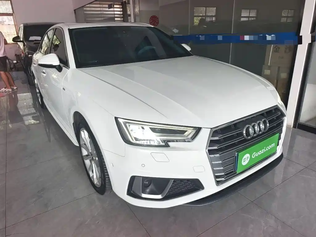 Audi A4L 2019 40 TFSI Fashion VI