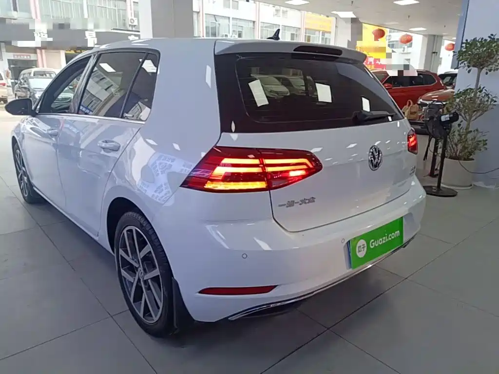 Volkswagen Golf — миниатюра 5