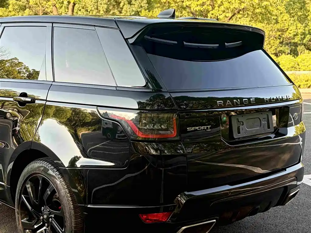 Land Rover Range Rover Sport 2020 3.0 L6 HSE DYNAMIC