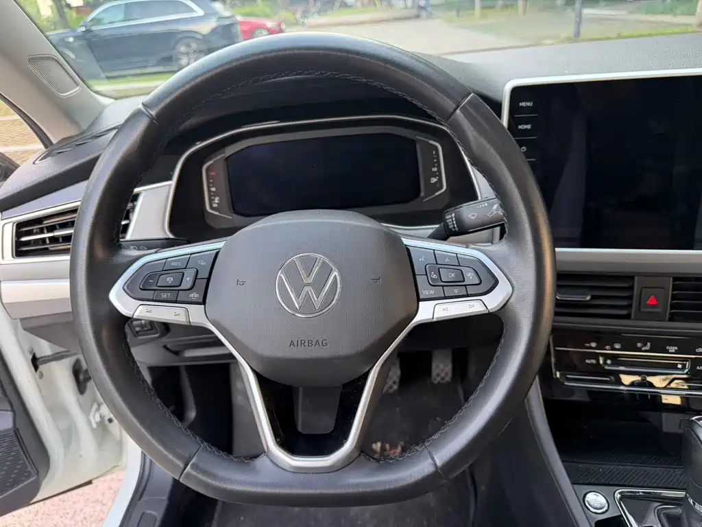 Volkswagen Bora — миниатюра 13