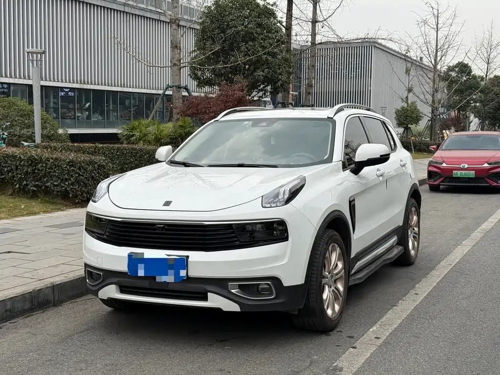 Lynk & Co 01 2019