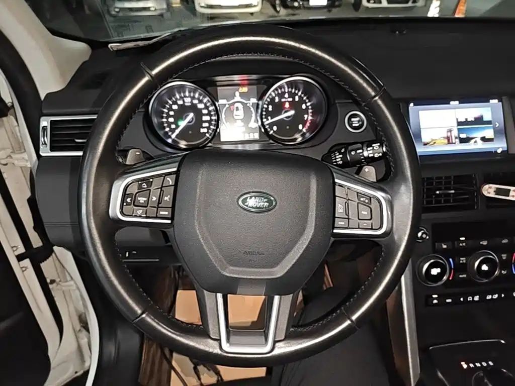 Land Rover Discovery Sport — миниатюра 11