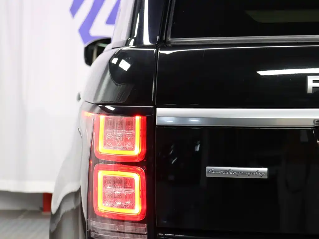 Land Rover Range Rover — миниатюра 29