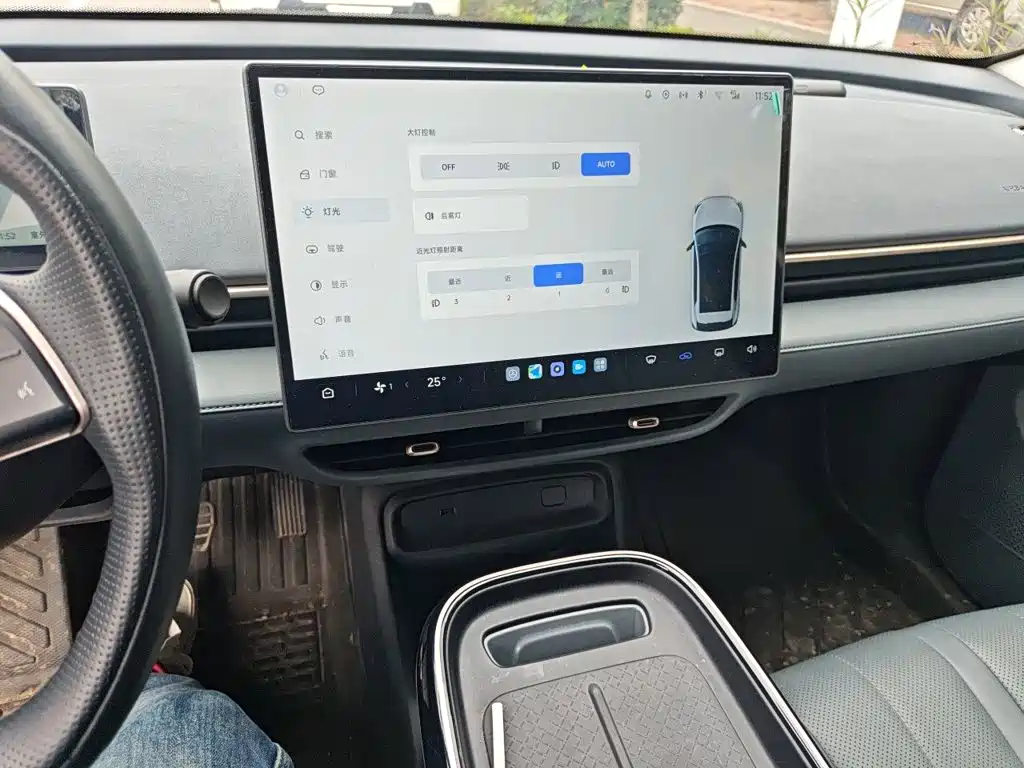 ARCFOX Beta T1 — миниатюра 9