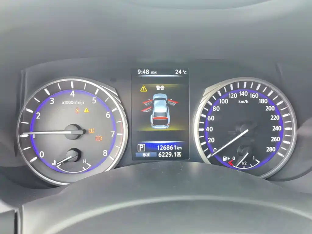 Infiniti Q50L — миниатюра 12