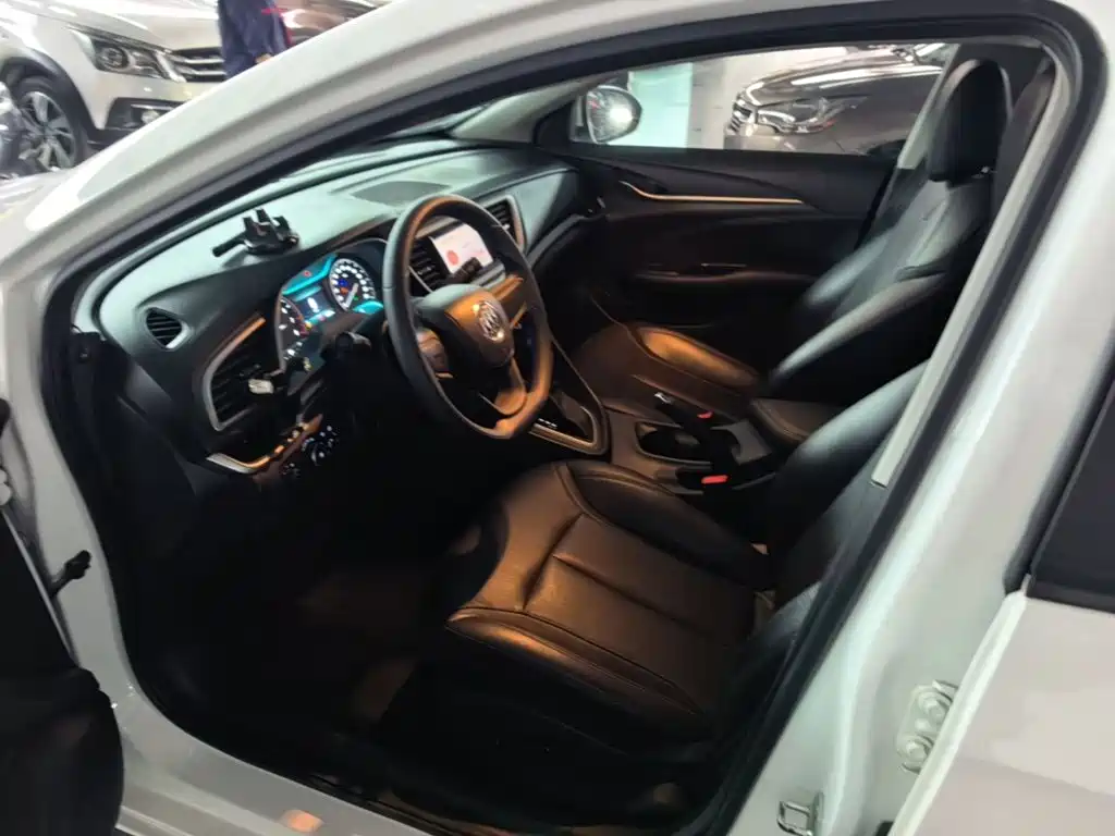 Buick Excelle — миниатюра 15