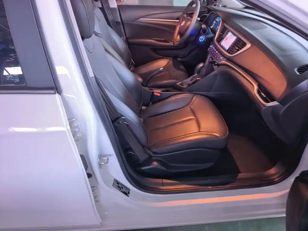 Buick Excelle — миниатюра 25