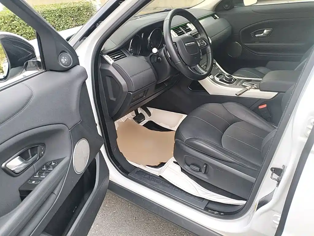Land Rover Evoque — миниатюра 16