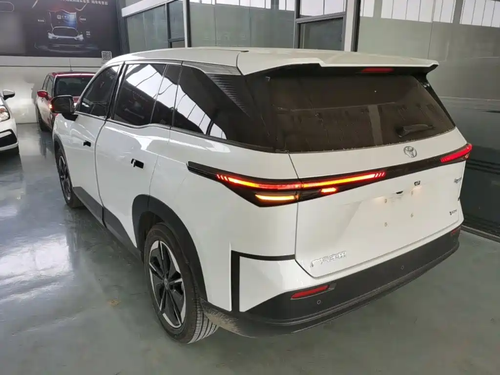 Toyota bZ3X — миниатюра 5