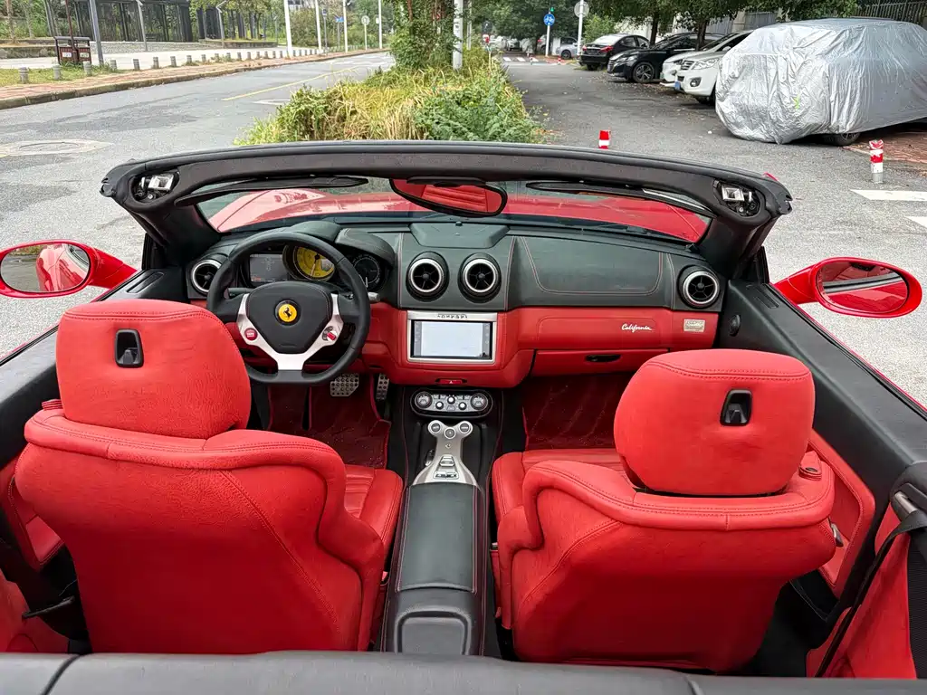 Ferrari California T — миниатюра 4