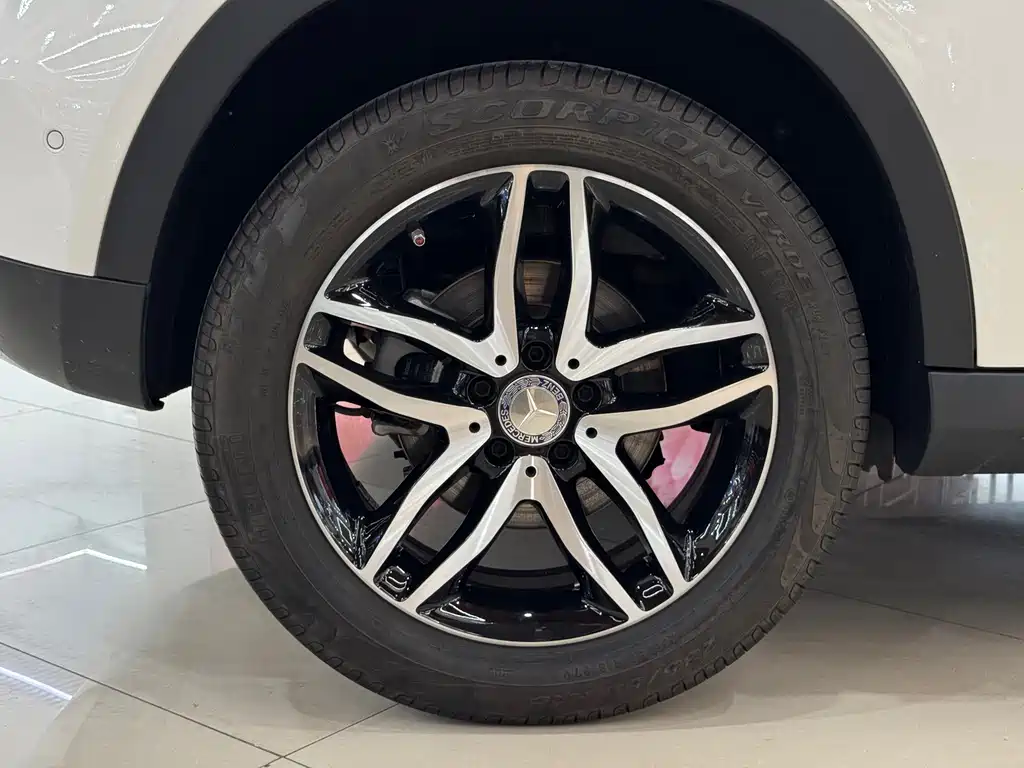 Mercedes-Benz GLA — миниатюра 20