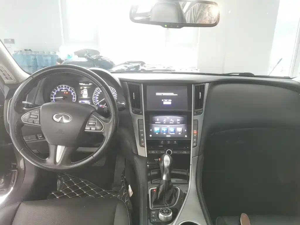 Infiniti Q50L — миниатюра 10