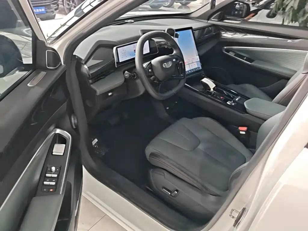 Geely Boyue — миниатюра 16