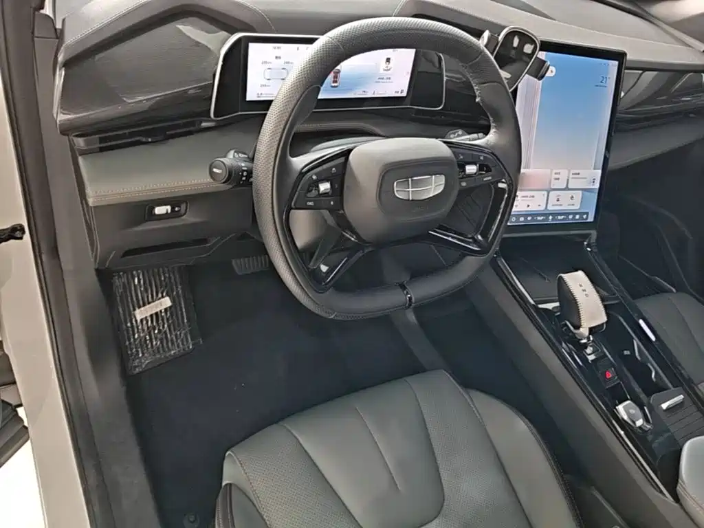 Geely Boyue — миниатюра 11