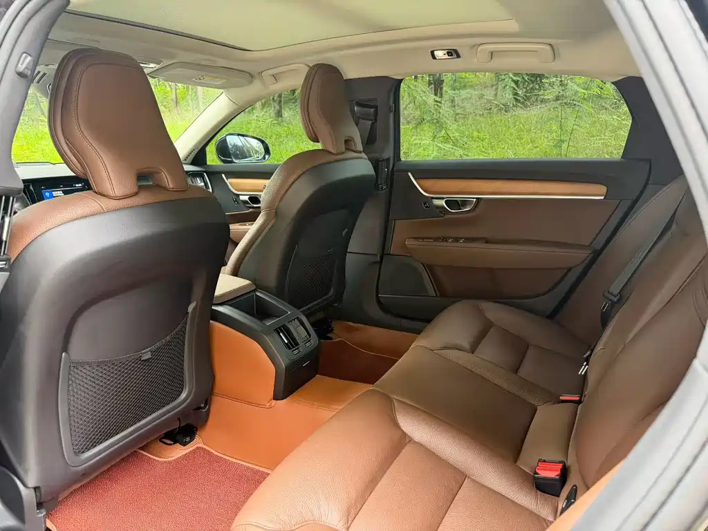 Volvo S90 2020 T5 Luxury