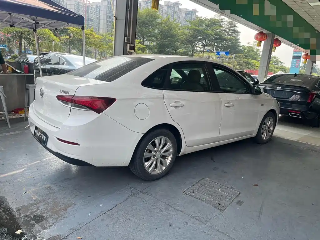 Buick Excelle — миниатюра 10