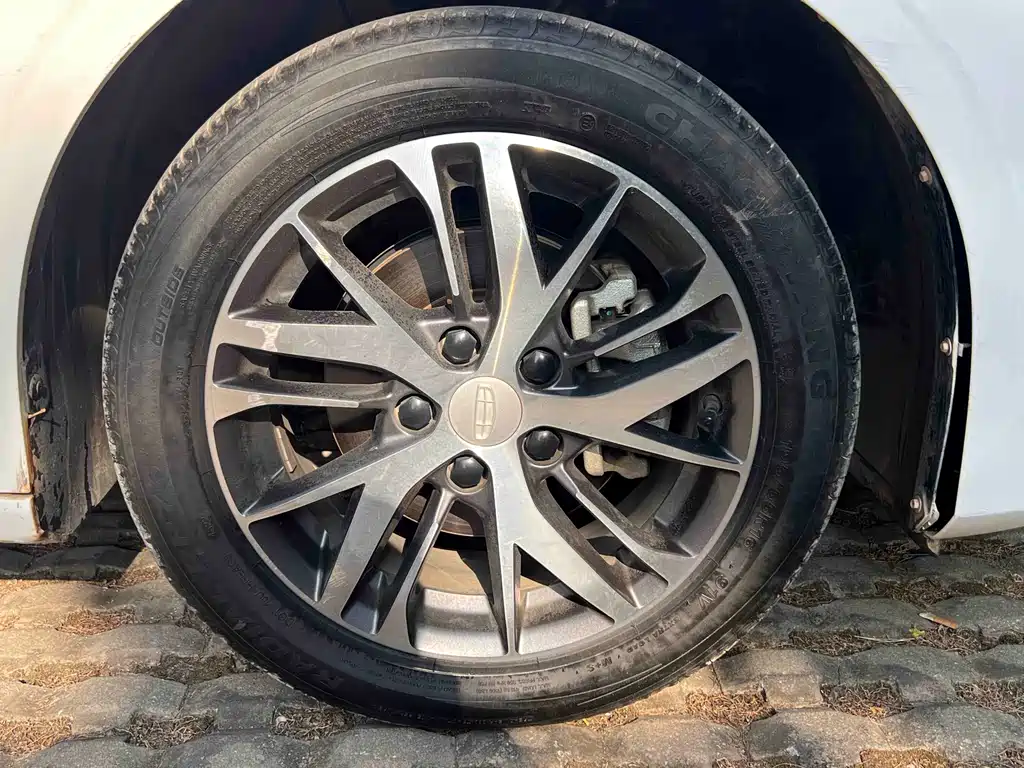 GEELY AUTOMOBILE EMGRAND