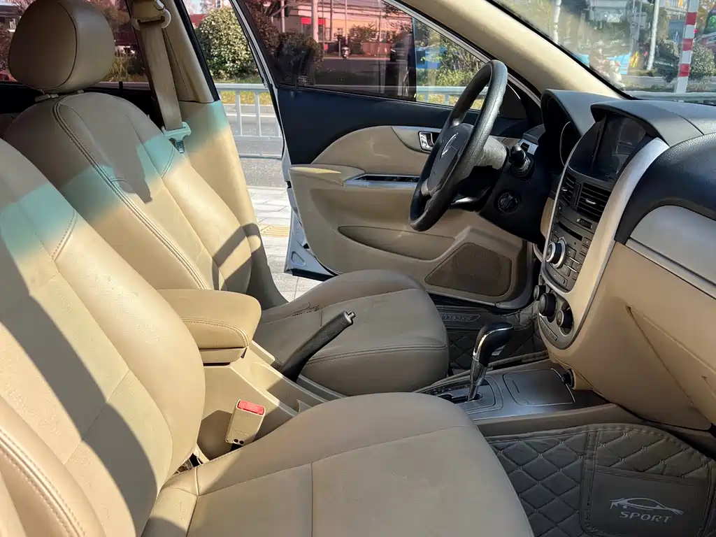 Buick Excelle — миниатюра 9