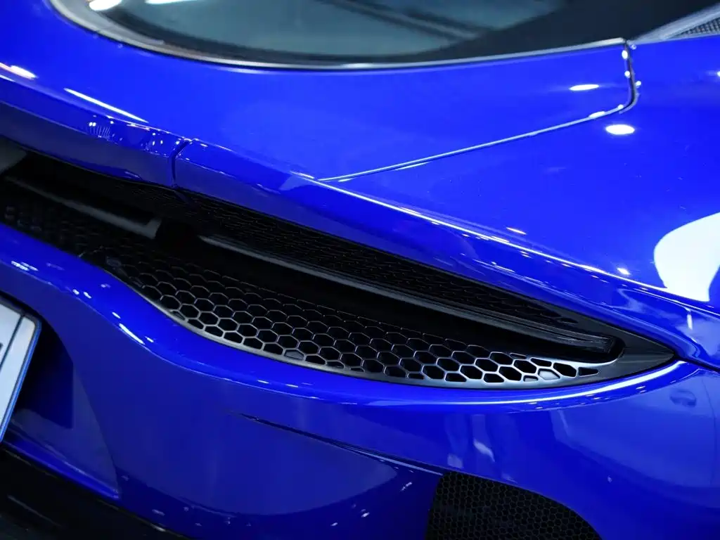 McLaren GT — миниатюра 10