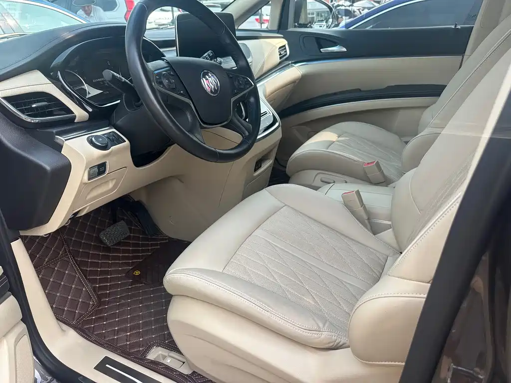 Buick GL8 2023 Luxury