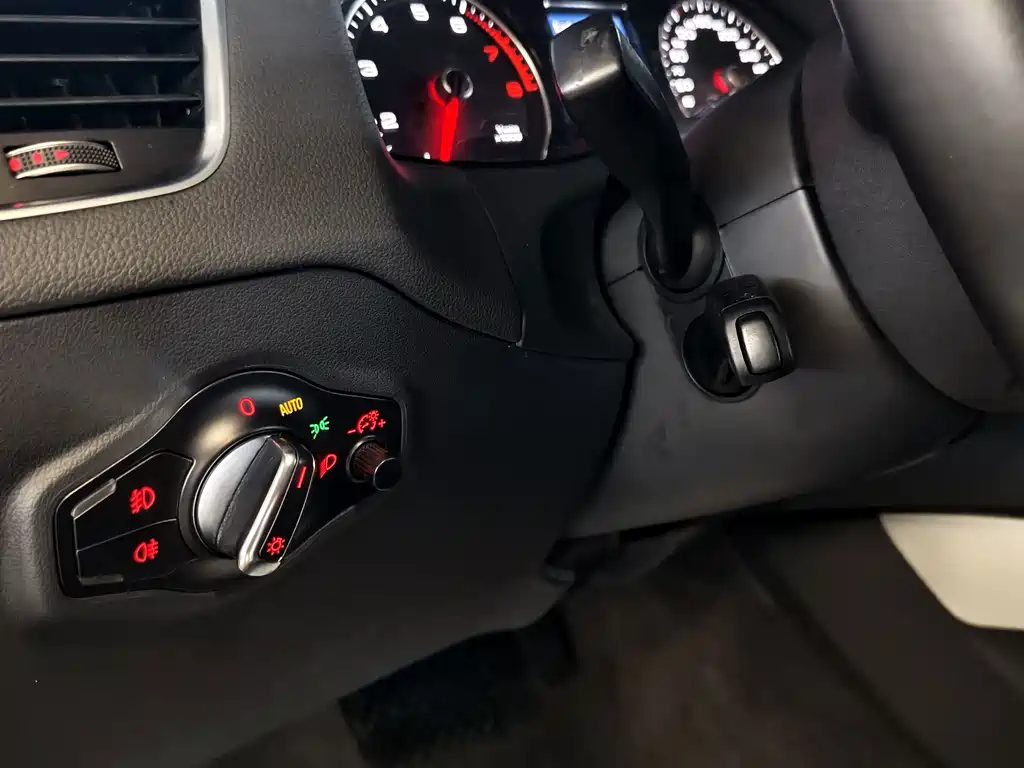 Audi Q5 — миниатюра 15