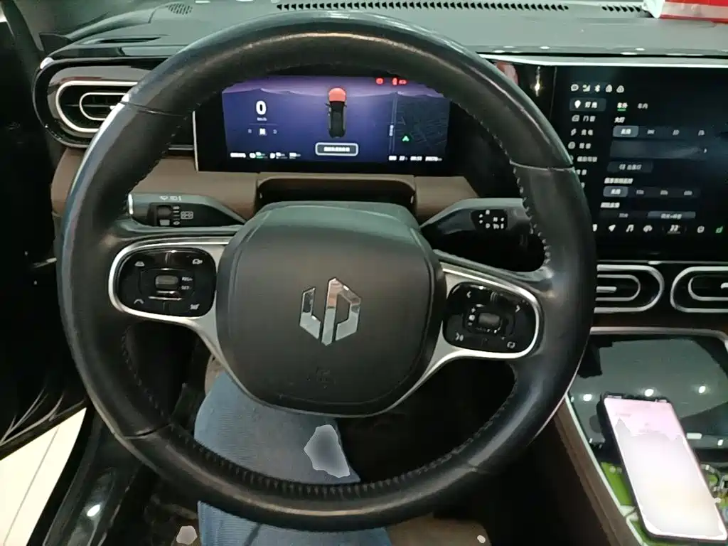Leapmotor Leapmotor C01 — миниатюра 11