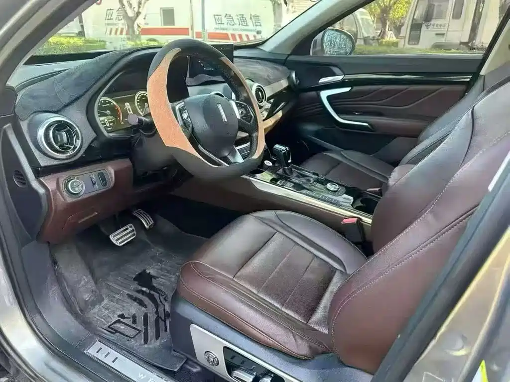 WEI PAI WEI BRAND VV7