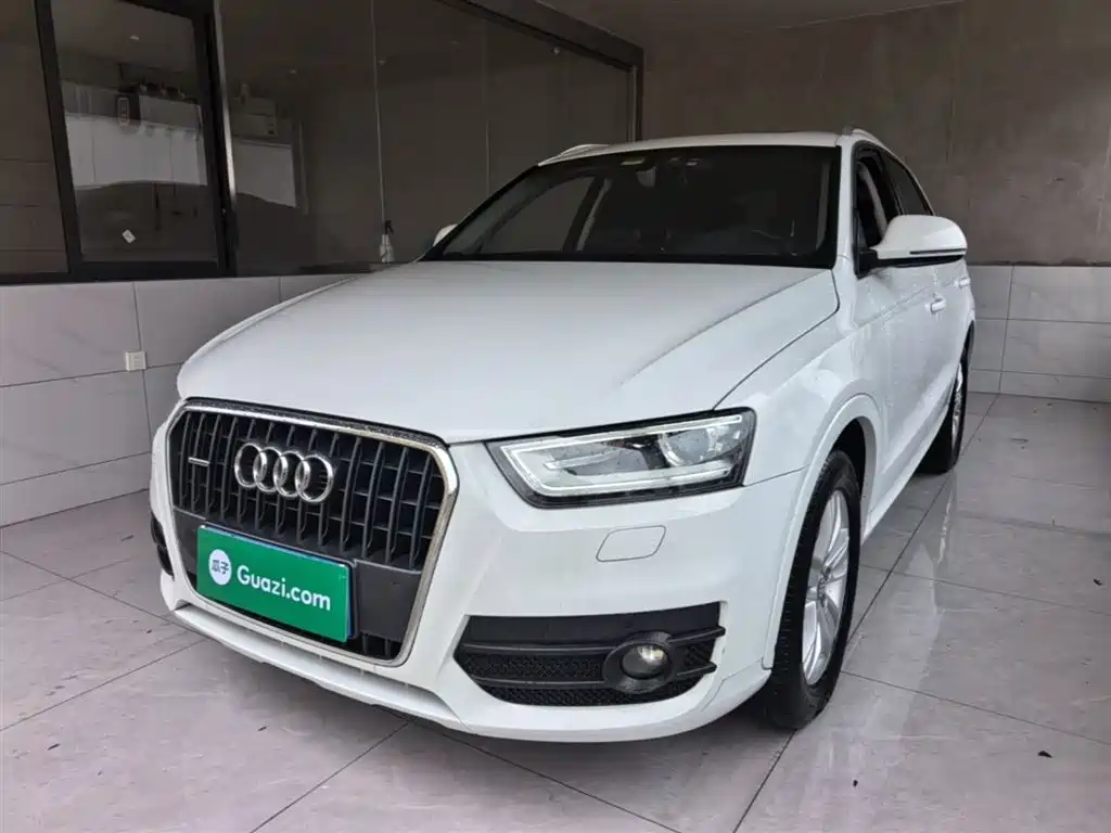 Audi Q3 2014