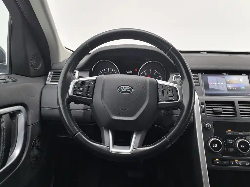 Land Rover Discovery Sport — миниатюра 11