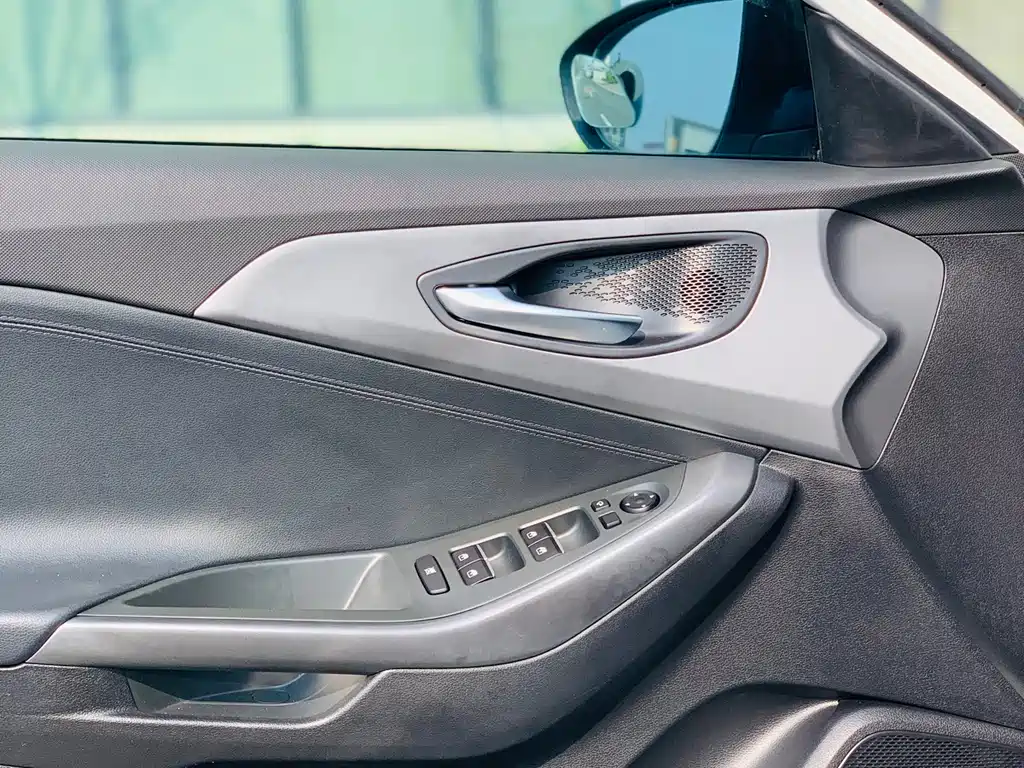 Hyundai Fista — миниатюра 10