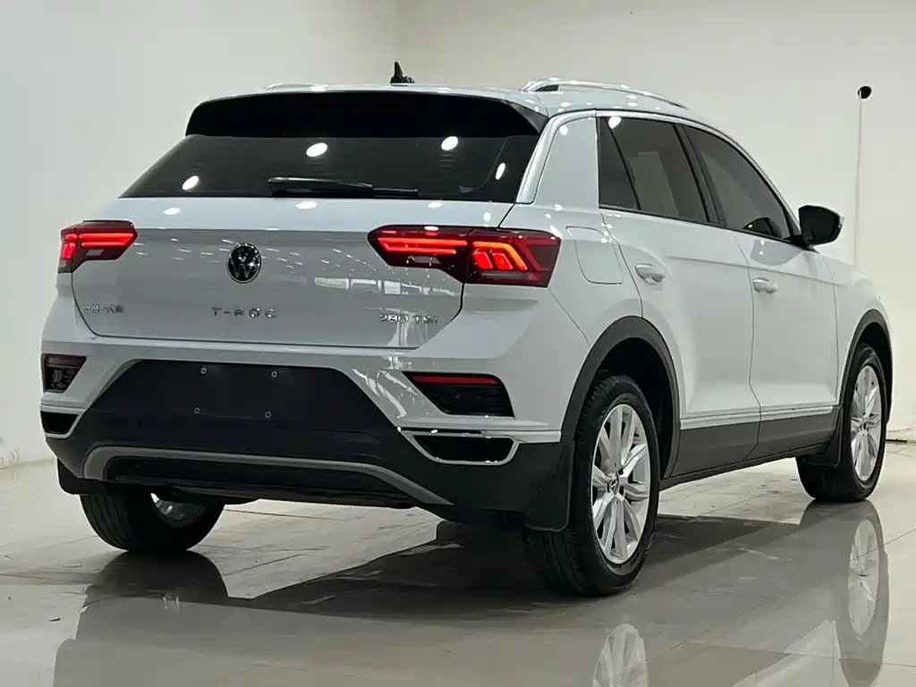 Volkswagen T-Roc — миниатюра 11