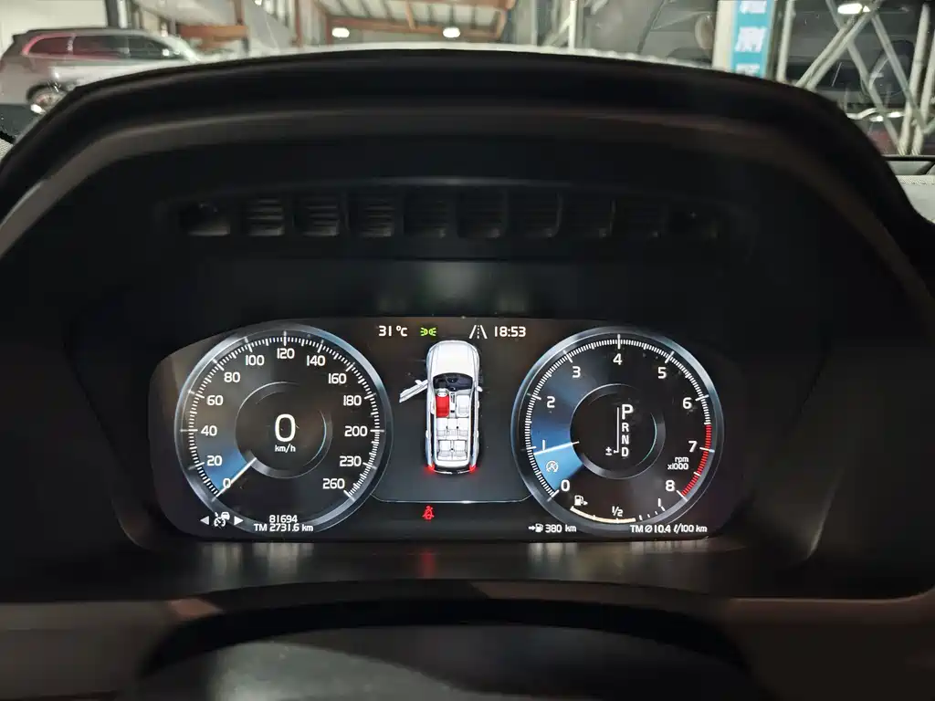 Volvo XC90 — миниатюра 7