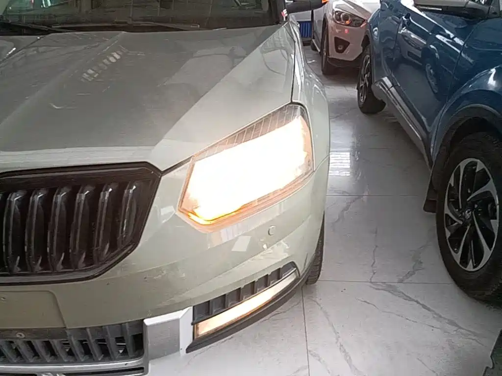 Skoda Yeti — миниатюра 24