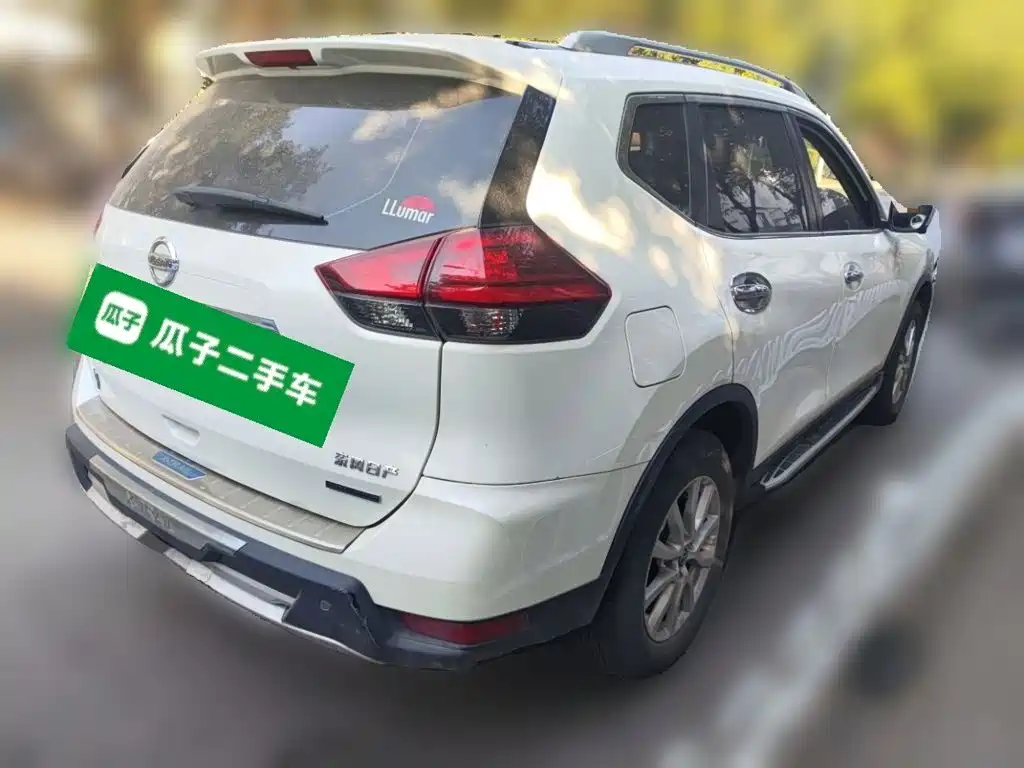 Nissan X-Trail — миниатюра 4