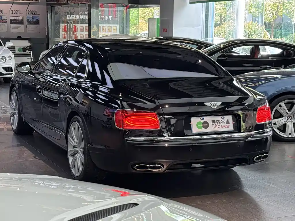 Bentley Flying Spur — миниатюра 4