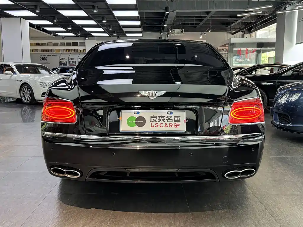 Bentley Flying Spur — миниатюра 5