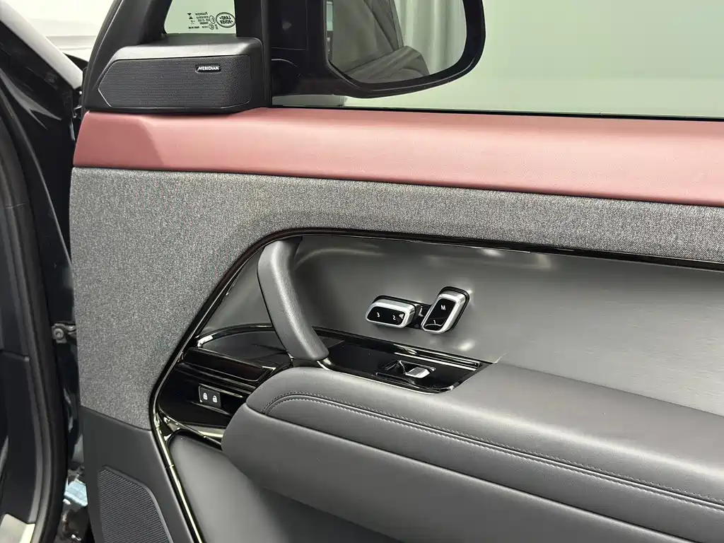 Land Rover Sport — миниатюра 31