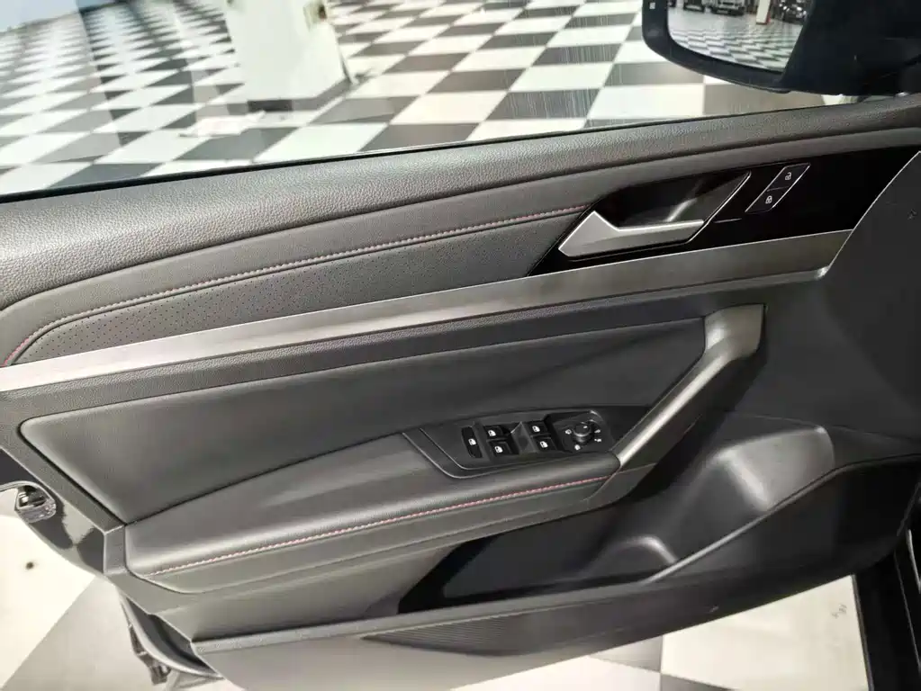 Volkswagen Lavida — миниатюра 14