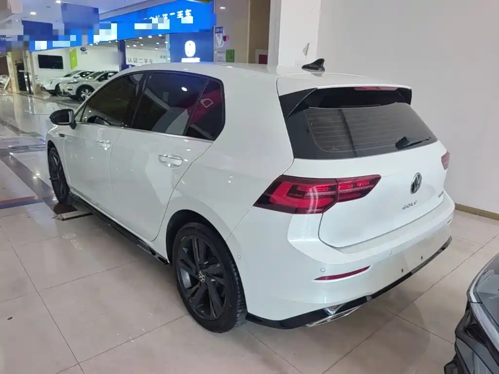 Volkswagen Golf — миниатюра 5