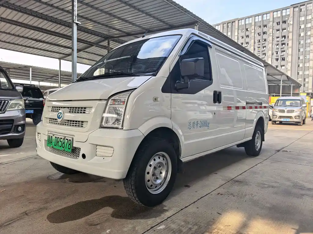 Ruichi Ruichi EC35 2022
