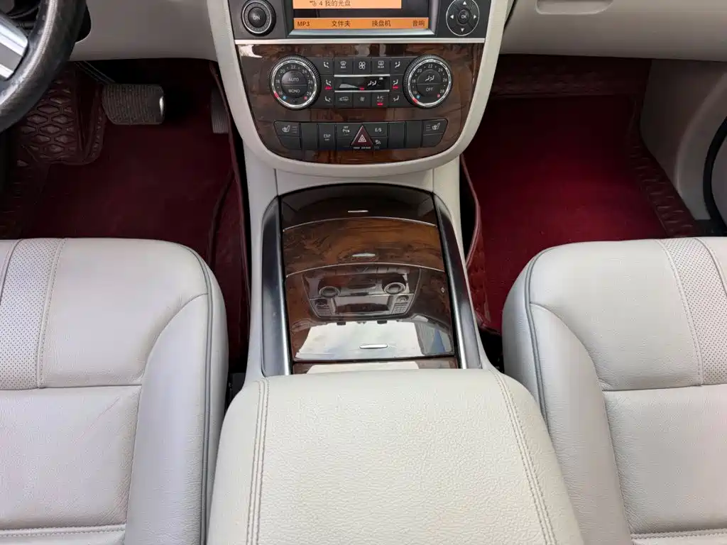 Mercedes-Benz R-Class — миниатюра 7
