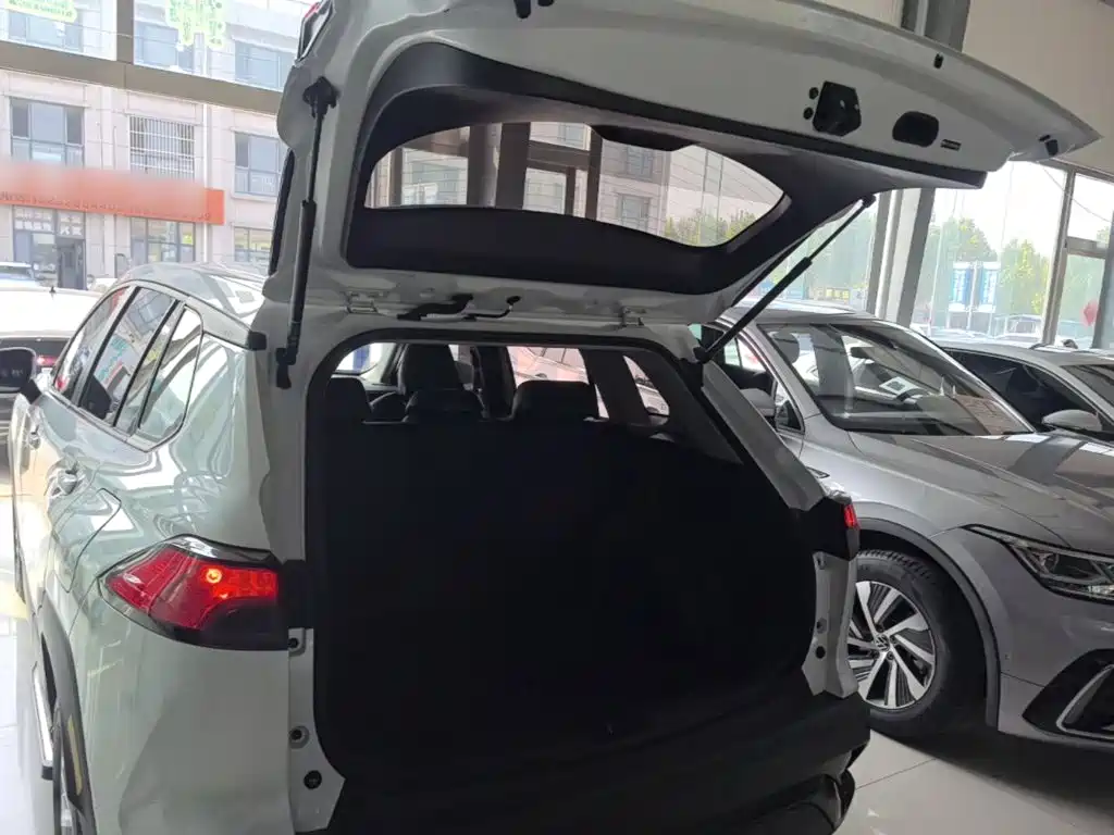 Toyota Frontlander — миниатюра 19