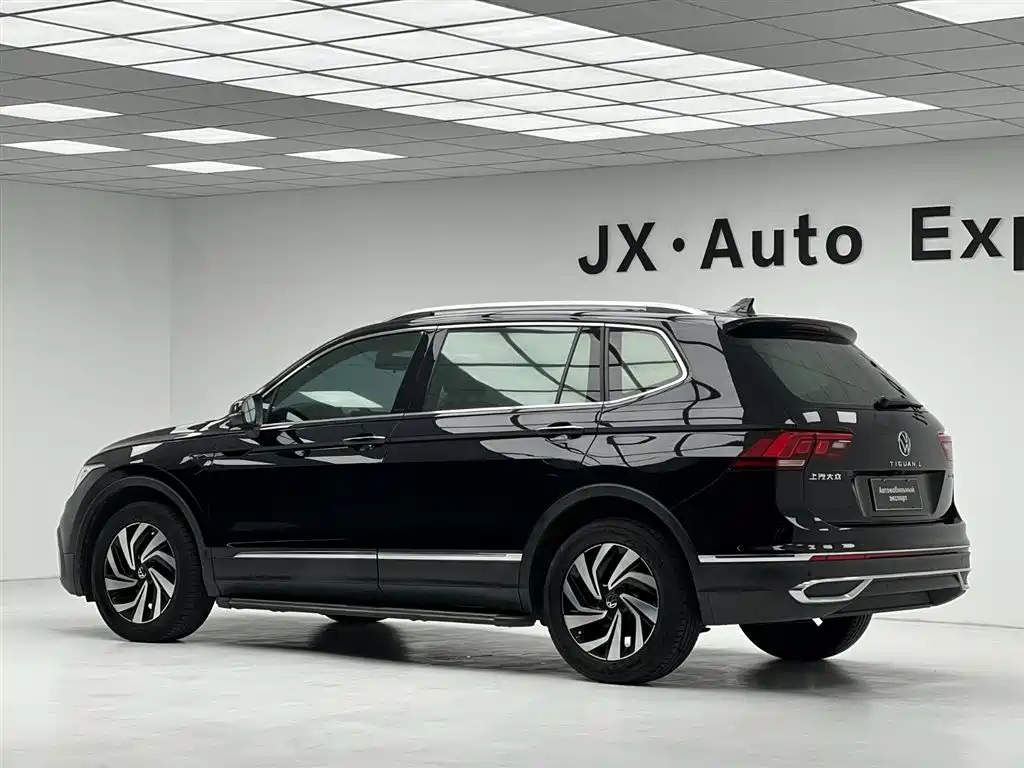 Volkswagen Tiguan L L 2023 280TSI AT