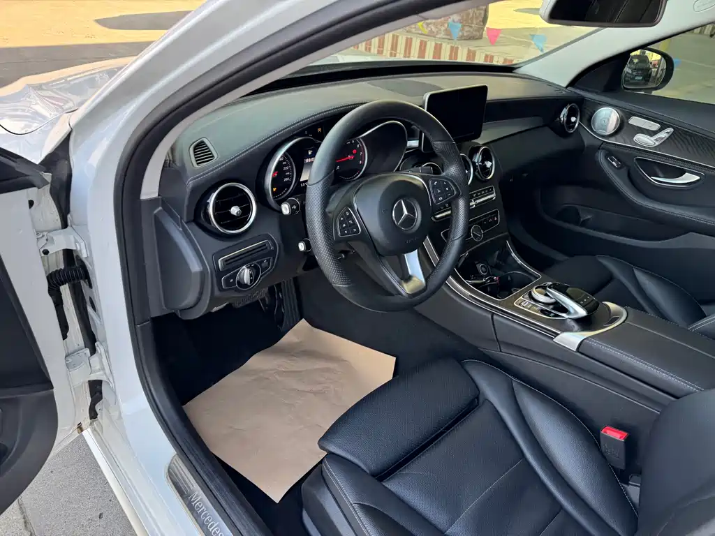 MERCEDES-BENZ C CLASS