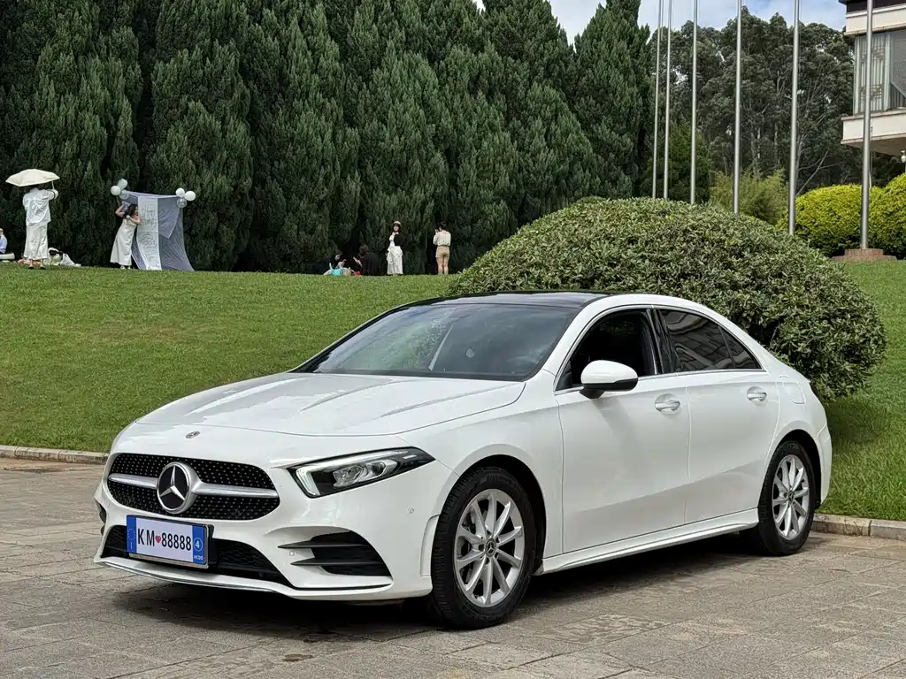 Mercedes-Benz A-Class A 2022 A 200 L Sport Fashion